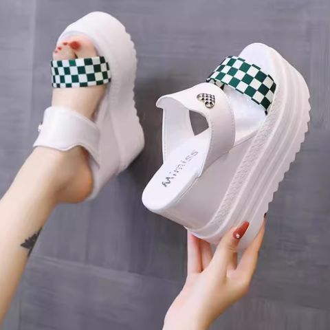 Baotou half slippers for going out with diamond low-heeled sandals with stilettos for women