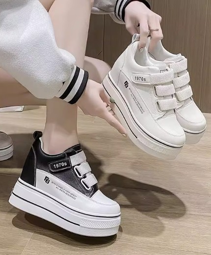 New spring white shoes for women with Velcro Korean style thick-soled casual sports shoes