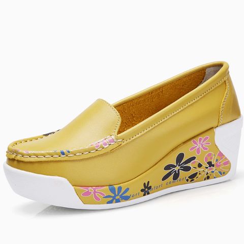 2025 Spring New Thick-soled Rocking Shoes Platform Shoes Wedge-heeled Outdoor Casual Shoes