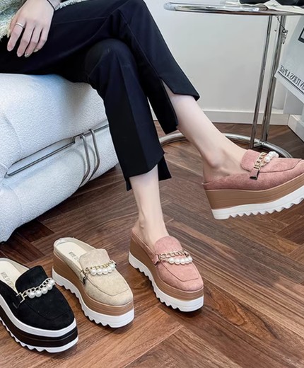 Thick-soled platform heels high-heeled closed-toe slippers for outdoor wear wedge heels