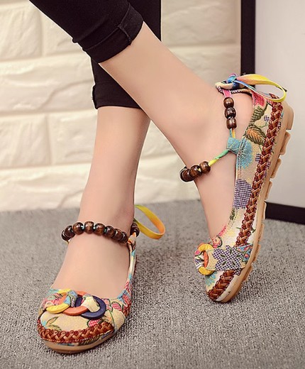 Foreign trade spring and autumn retro shallow mouth hand-beaded embroidered single shoes