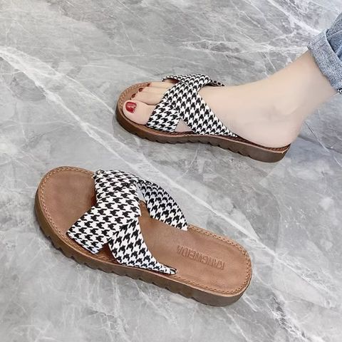 Cowhide soft-soled slippers for women hot-selling sandals flat-bottomed advanced