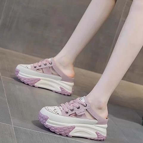 Fashion thick-soled height-enhancing half-slippers for women to wear as outerwear