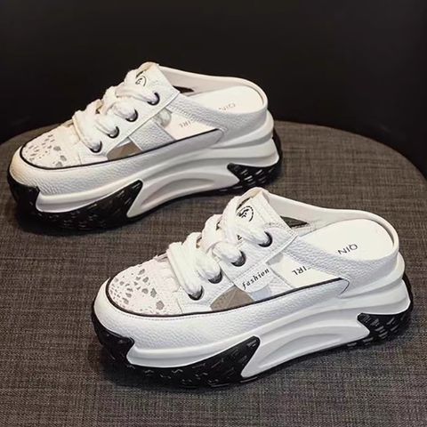 Fashion thick-soled height-enhancing half-slippers for women to wear as outerwear