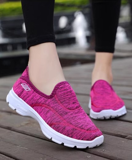 Casual thickened cloth shoes soft sole breathable walking sports casual shoes