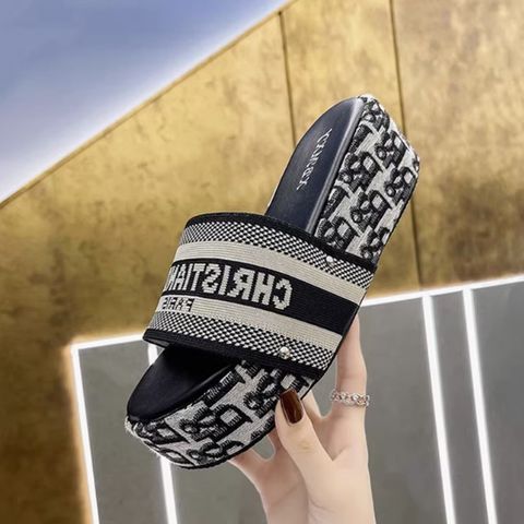 2025 Spring New Style Letter Women's Mid-heel Super Easy Women's Sandals