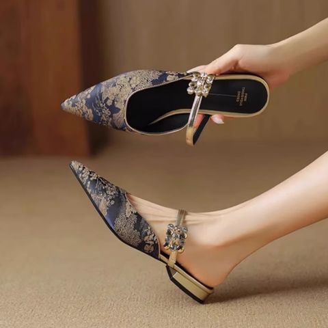 Brand new Chinese style jacquard rhinestone low heel half slippers
