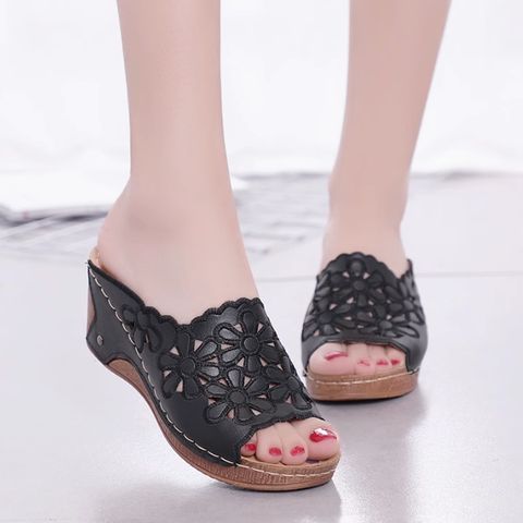Soft leather slippers for women outer wear thick bottom soft bottom sandals
