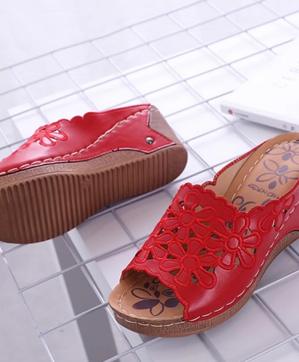 Soft leather slippers for women outer wear thick bottom soft bottom sandals