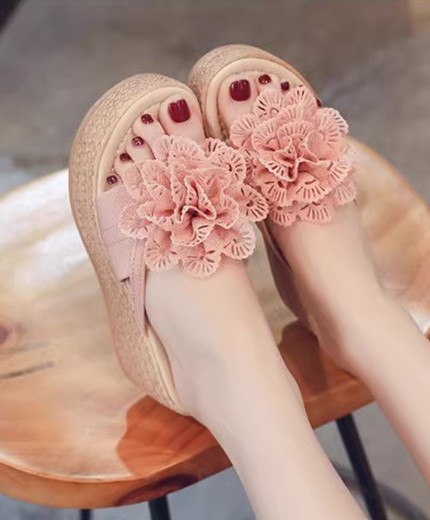 New thick-soled wedge heel waterproof middle heel flip-flops women's sandals outdoor beach shoes